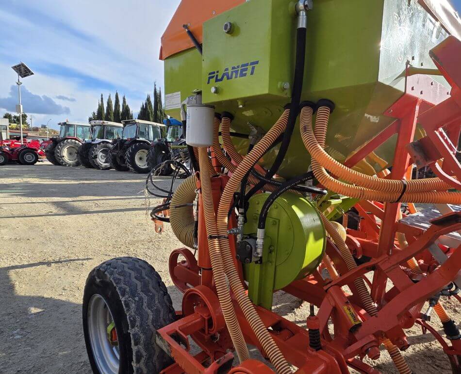 Seminatrice Raciti Mod. Planet SPM/17C-I AIR FLEX HYDRAULIC - Tomasella ...