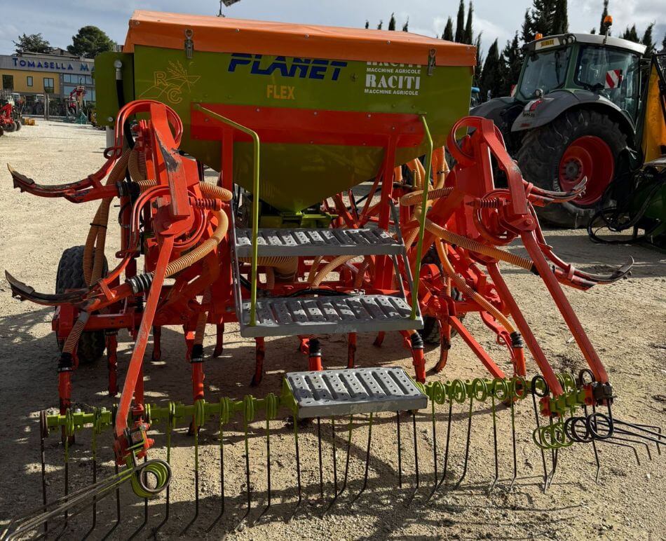 Seminatrice Raciti Mod. Planet SPM/17C-I AIR FLEX HYDRAULIC - Tomasella ...